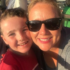 Meet your Posher, Suzanne